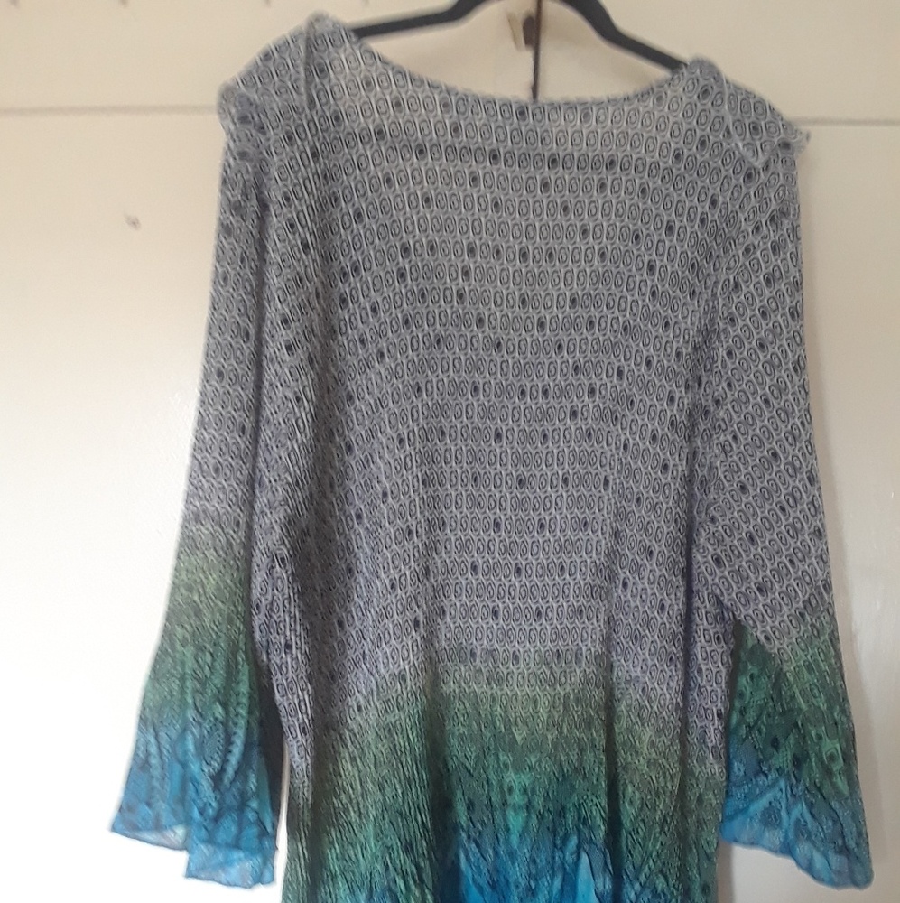Blouse - Picture 2 of 2